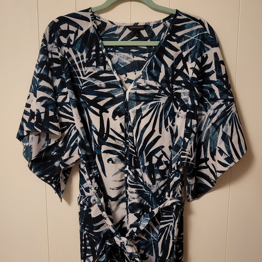 Banana Republic Summer Top